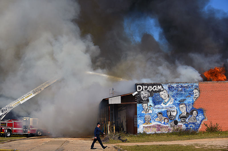 Fire destroys Meadow Gold building